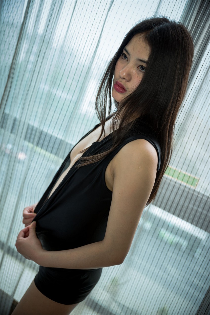 国模小梅人体摄影作品无水印 206P