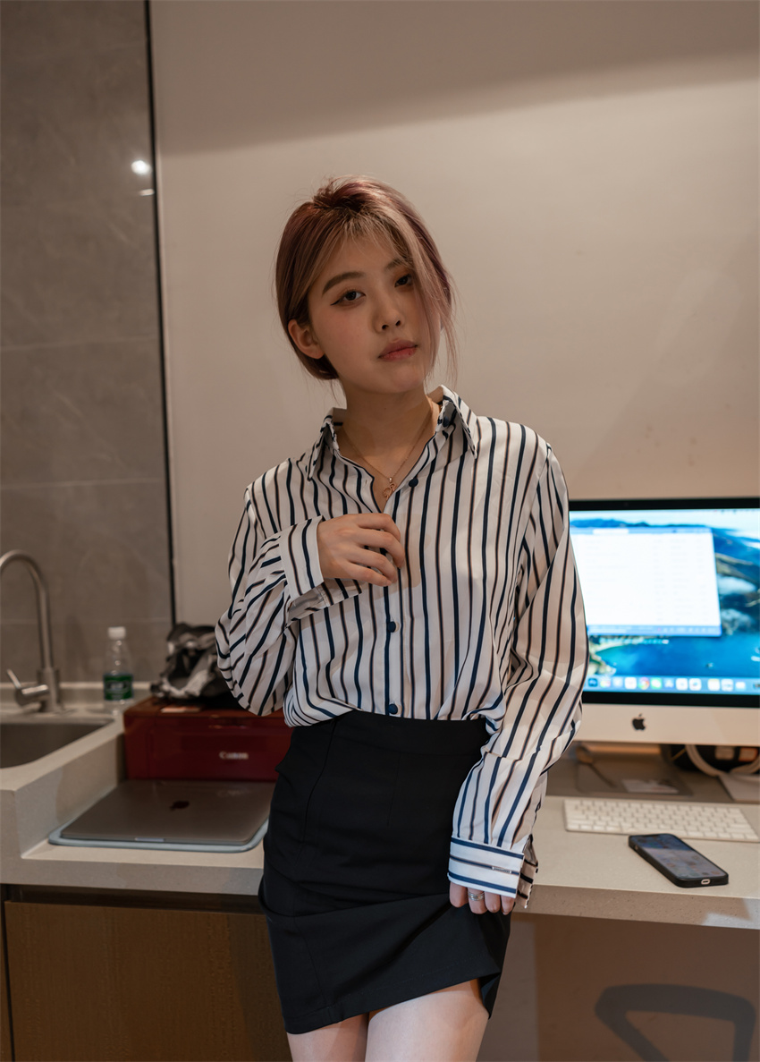 ISS尤好物脸定制大学生萌妹 153P1V