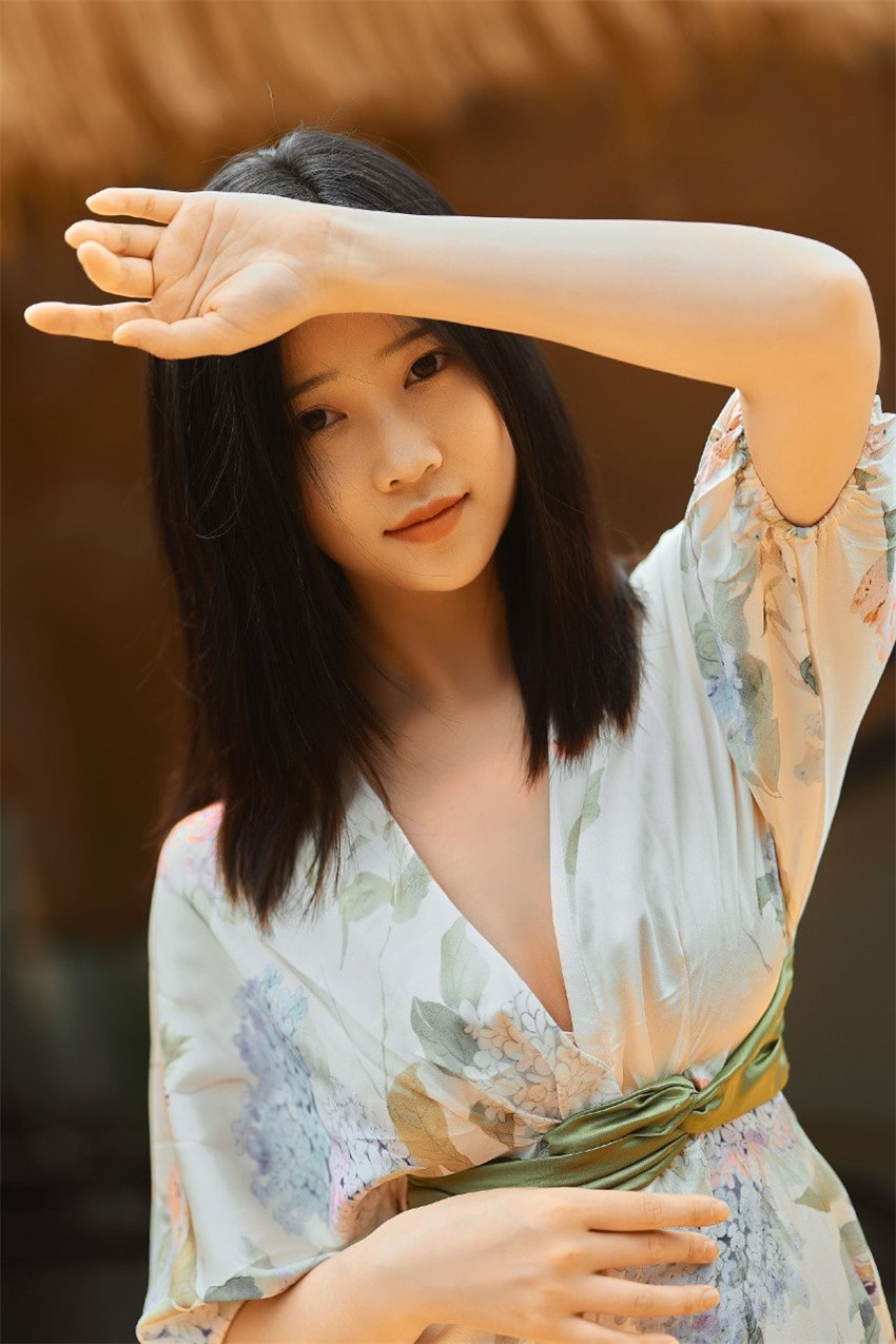 极品美女模特年年7套 296P