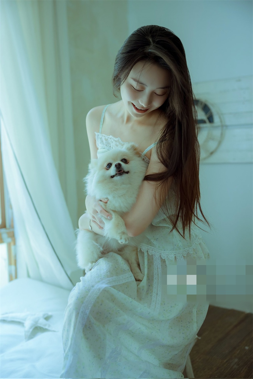 秀人网清妙 – 私房加密破解 高价定制 瑜伽一字马视图 215P+29V