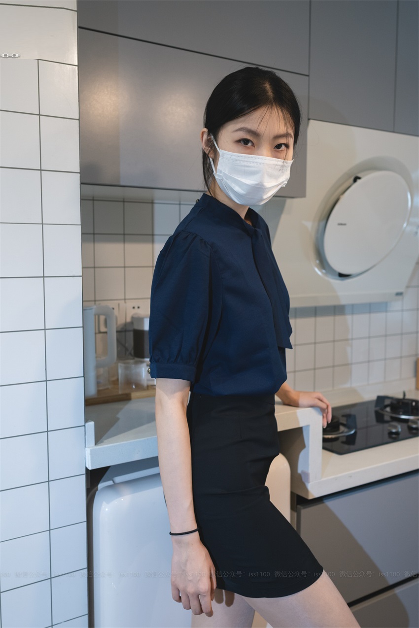 丝足 ISS 气质御姐美晗嫩模羞涩8套合集 993P8V