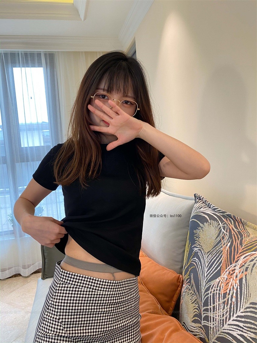 ISS尤好物气质御姐小婷+小辛+小鱼3套 296P3V