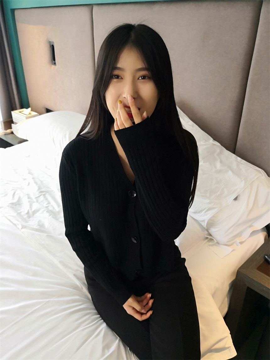 极品美女国模何蕊摄影作品无水印 246P