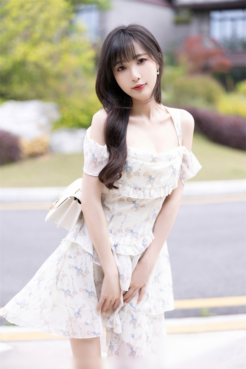 秀人网林星阑碎花裙+婚纱花絮视频 2V80P