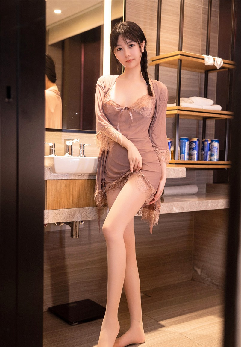 秀人网谢小蒽蕾丝清晰真空丝袜 125P2V