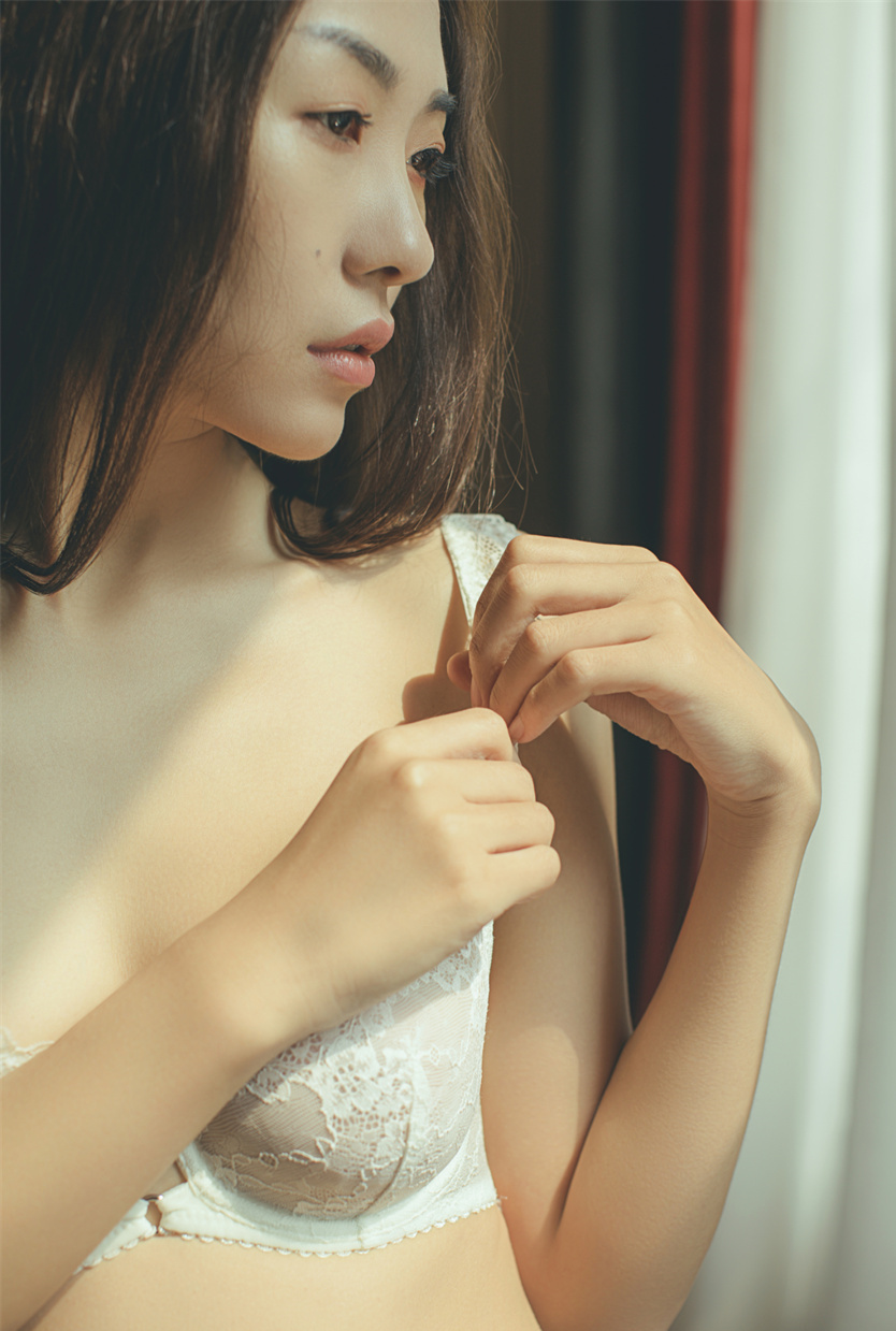 素人摄影馆性感私房佘晨琳美人出浴 157P