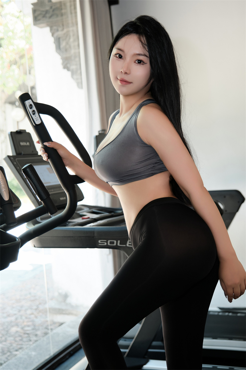 秀人网模特麦田健身房不上架摄影作品 91P