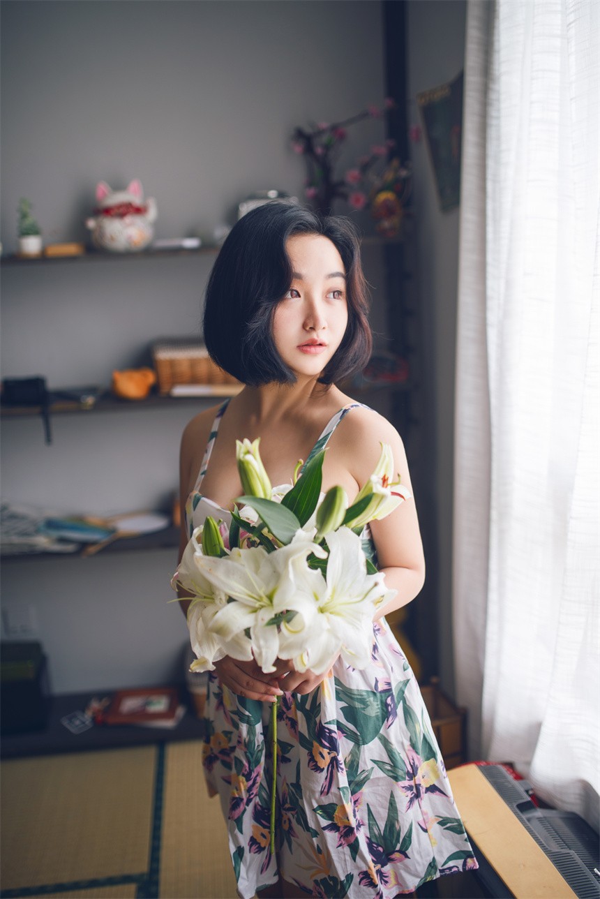 大胸嫩模野百合lily9写真集 500P