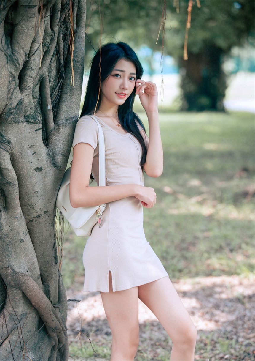 美少女妍妍走在路上被掳走 218P1V