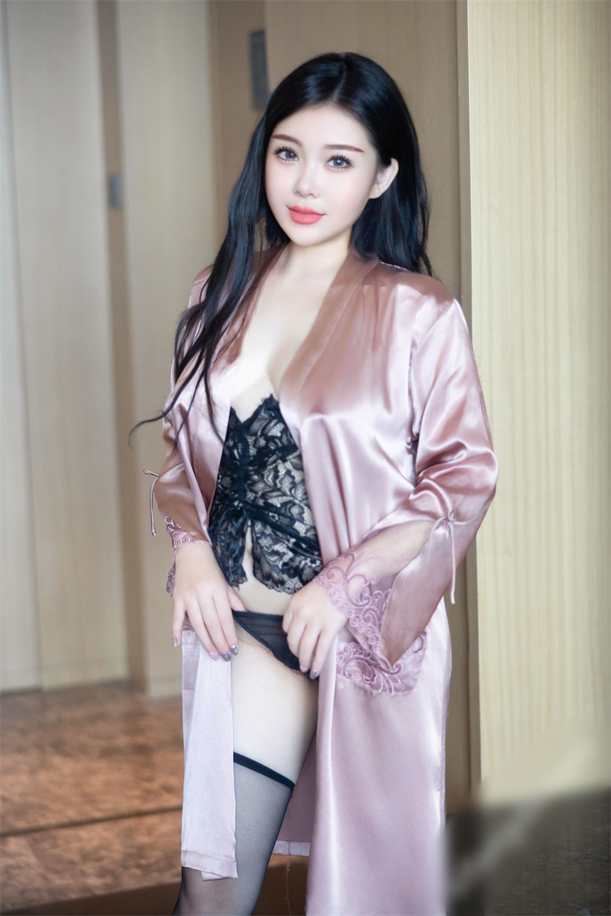 秀人网 白洁Bseeie风韵小少妇 69P2V
