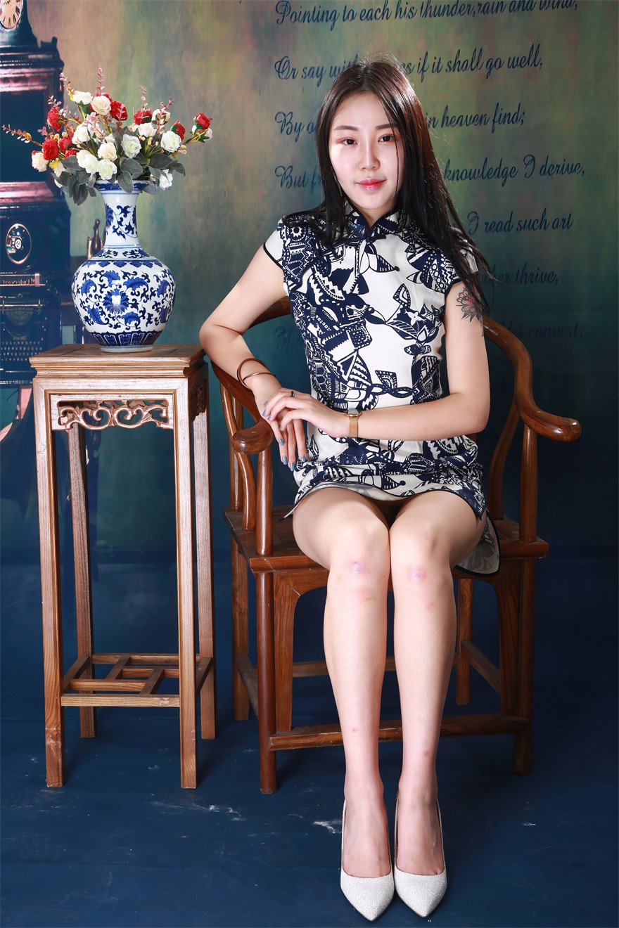 旗袍御姐小七无水印马甲线摄影作品 507P