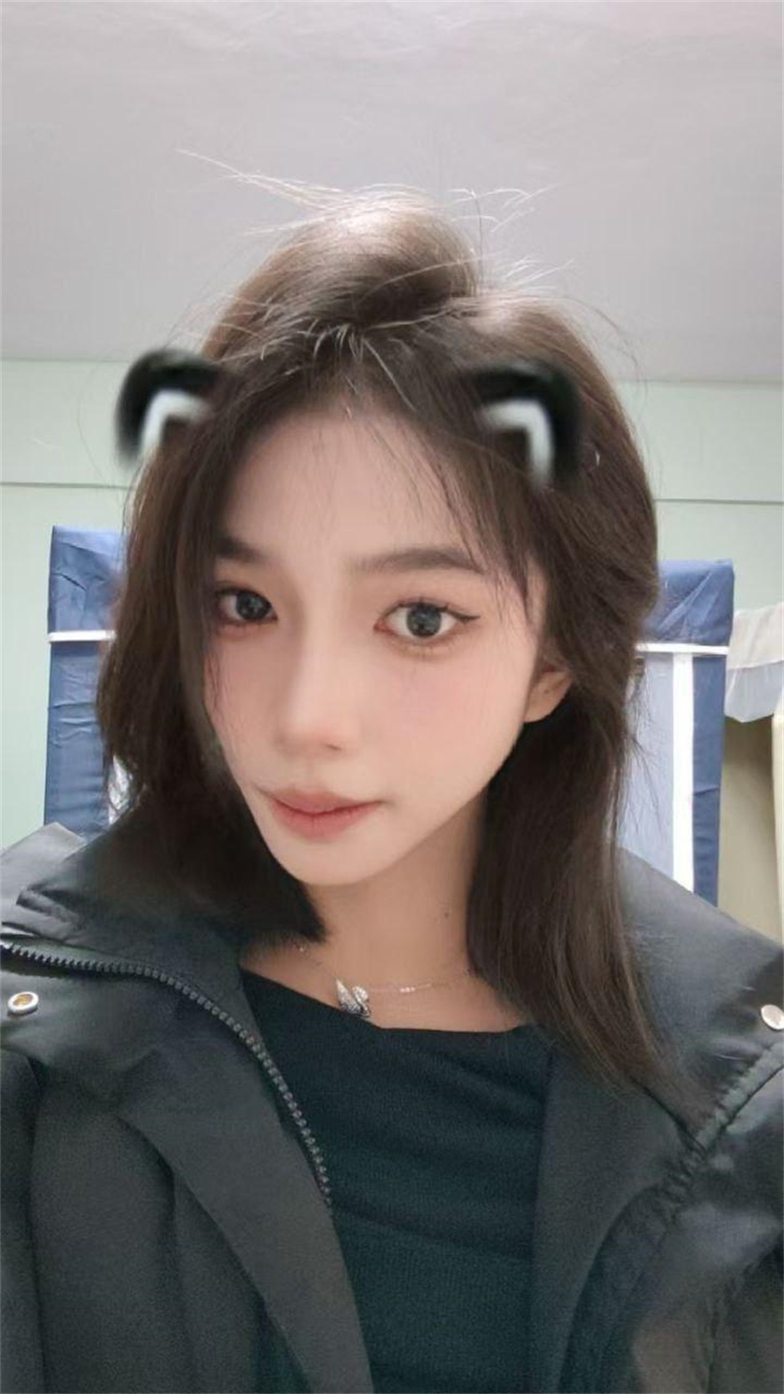 素人美少女李梓璐私拍福利 40P46V