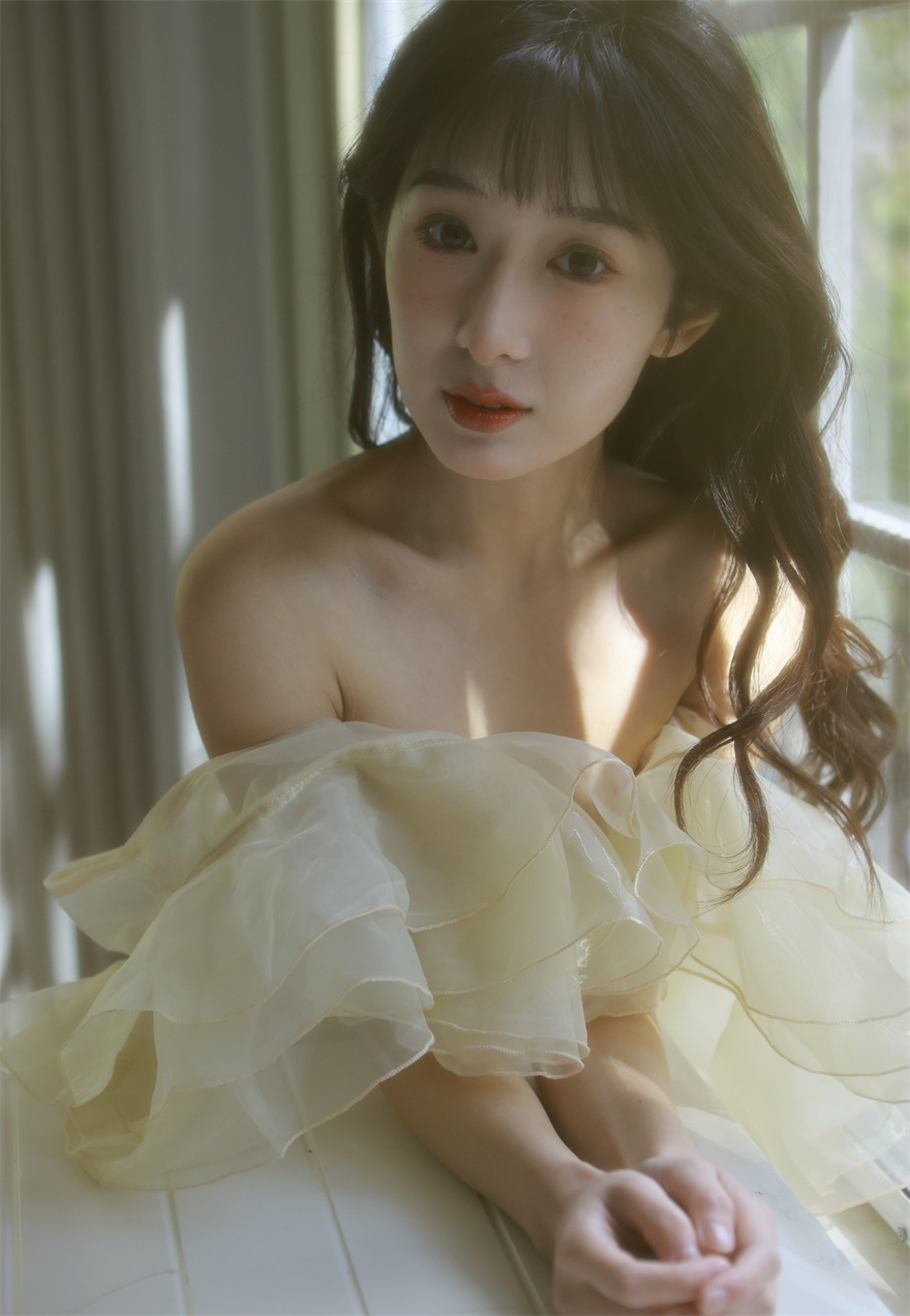 极品国模苗苗私拍无水印套图 514P