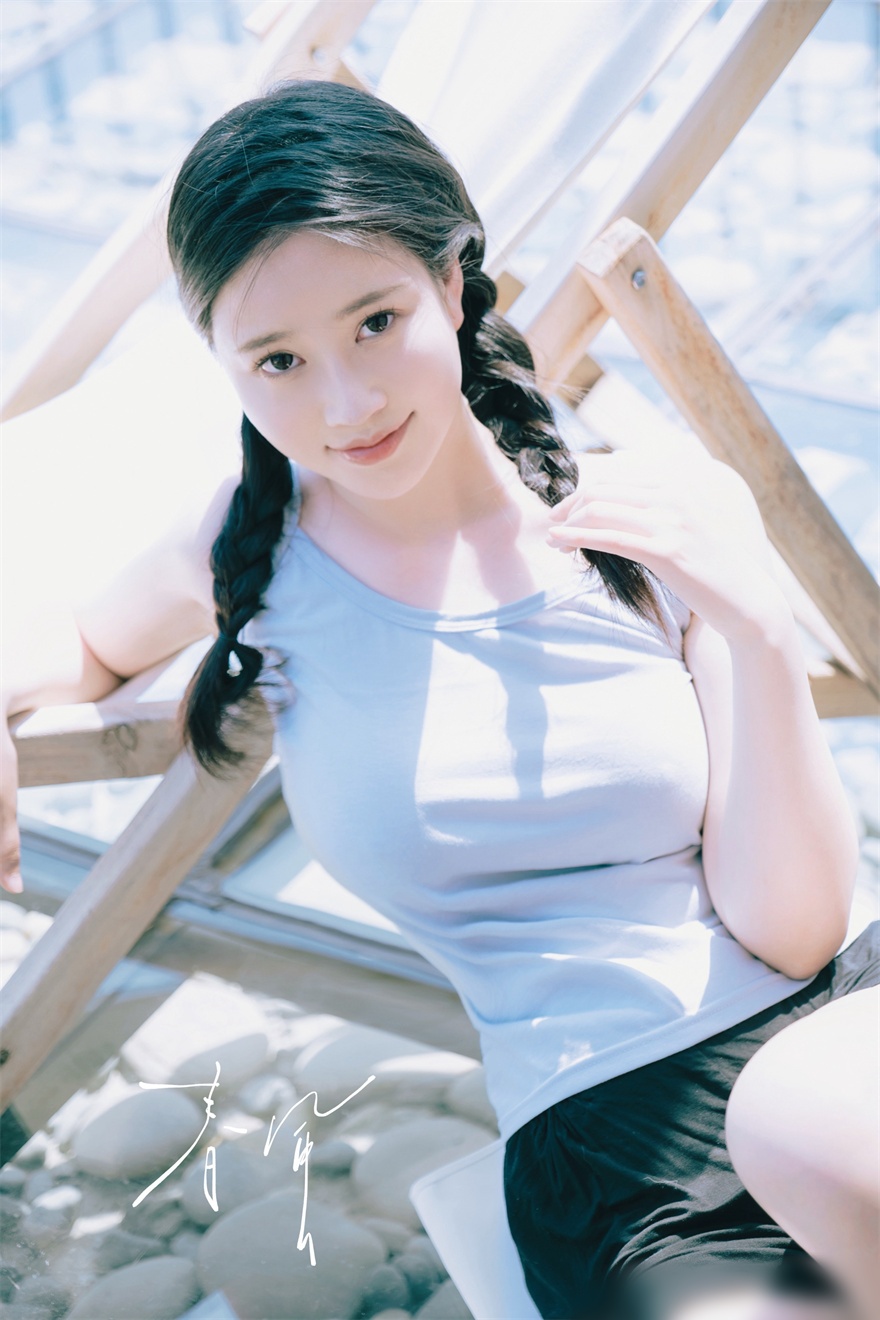 女神年年写真集洱海视图特辑 100P1V